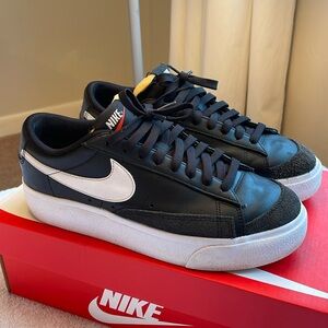 Nike Blazer Low Platform